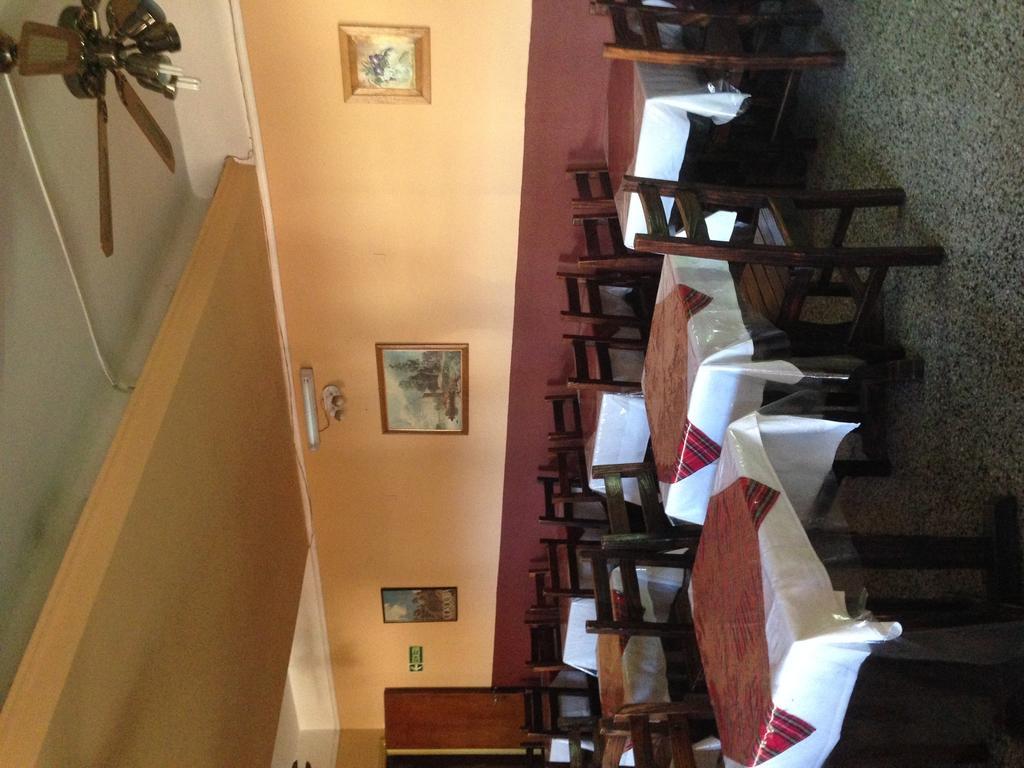Hotel Gure Echea Вилья-Карлос-Пас Экстерьер фото